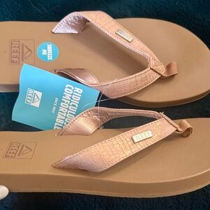 Reef Metallic Blush Pink Cushioned Flip Flops